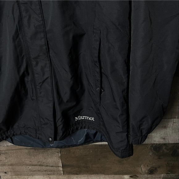 SOLD Marmot Womens Rain Jacket Large - Picture 2 of 4